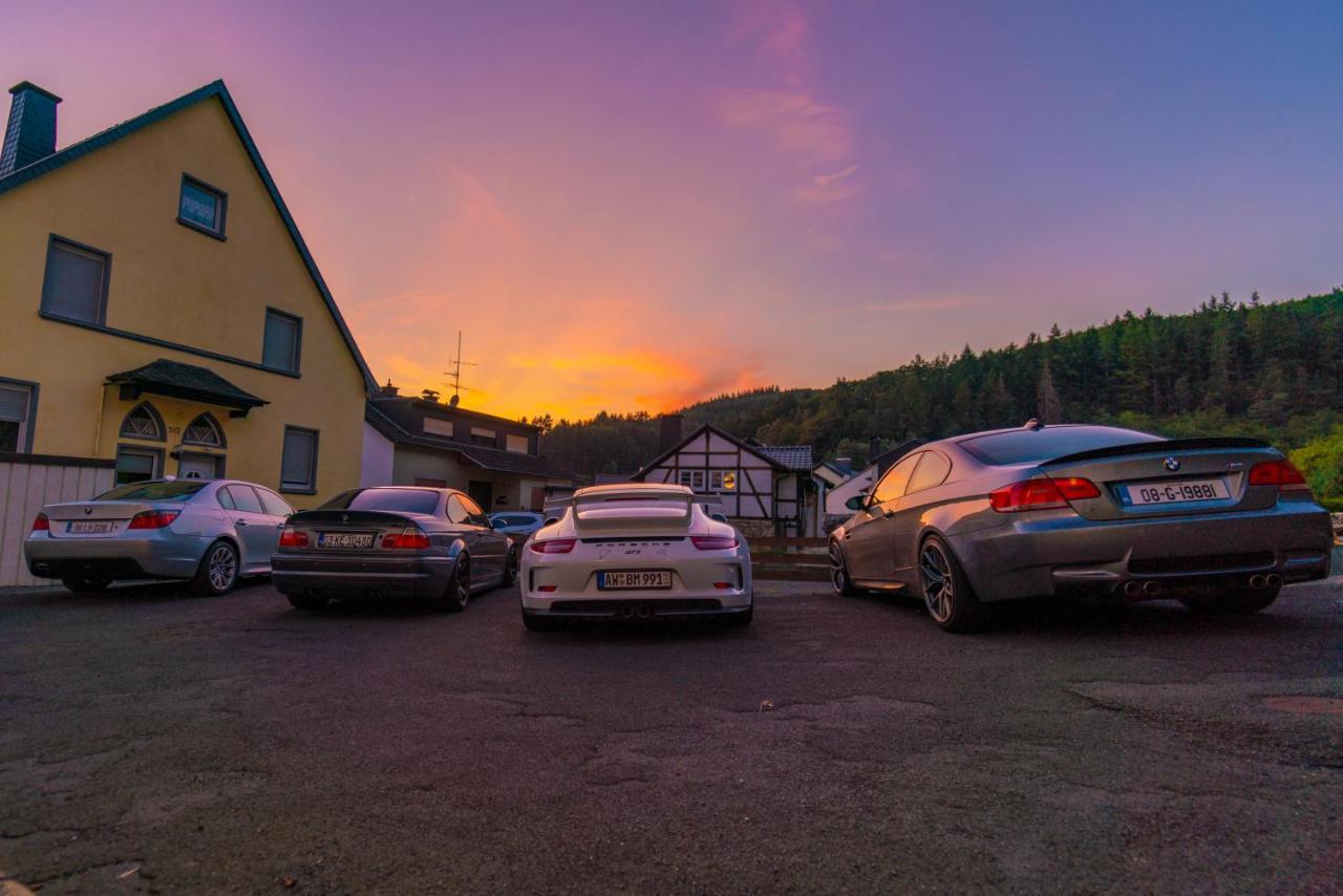 North Loop Rooms Adenau Esterno foto