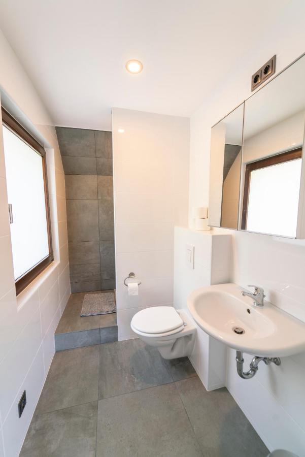 North Loop Rooms Adenau Esterno foto